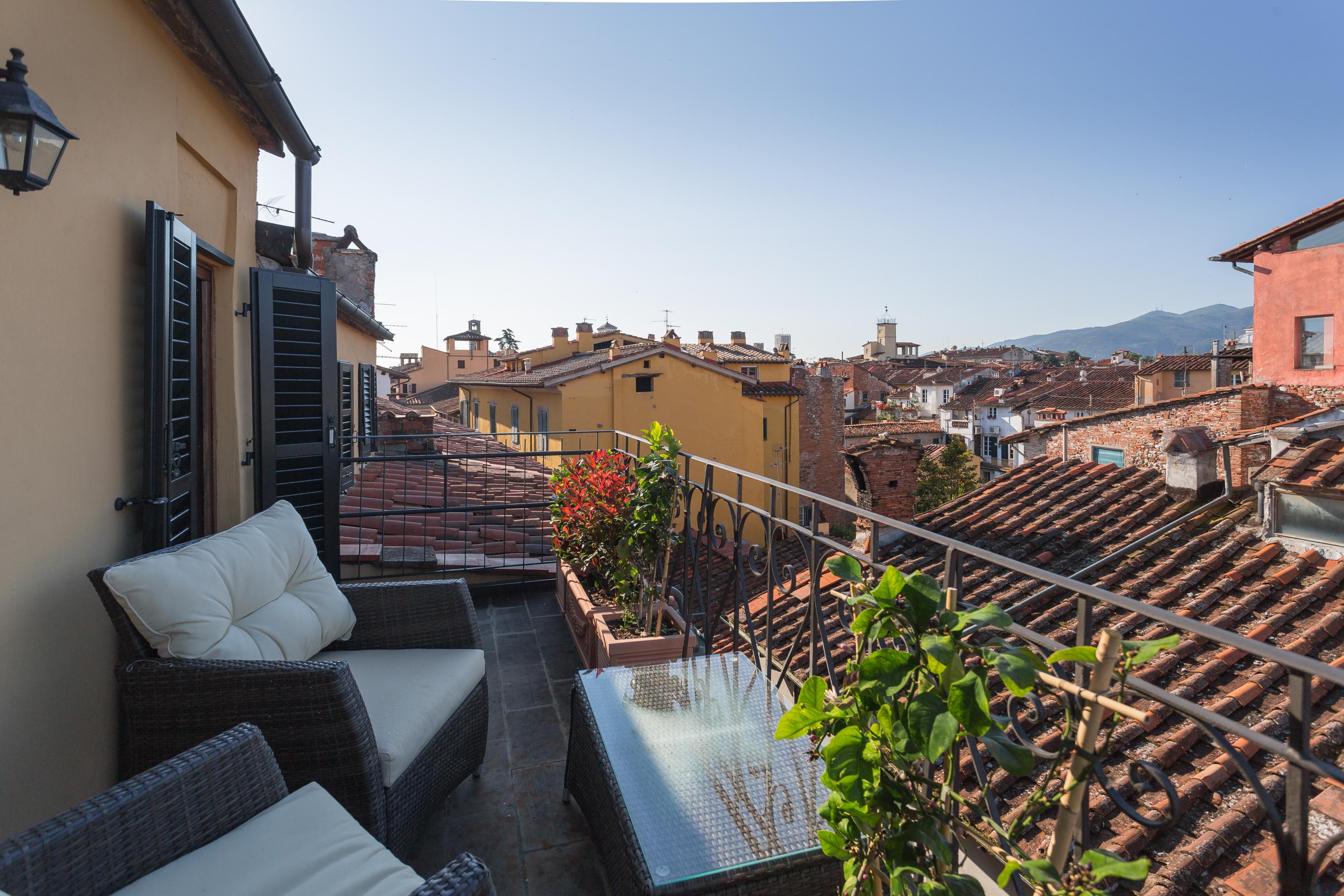 Hotel Palazzo Alexander Lucca Bagian luar foto