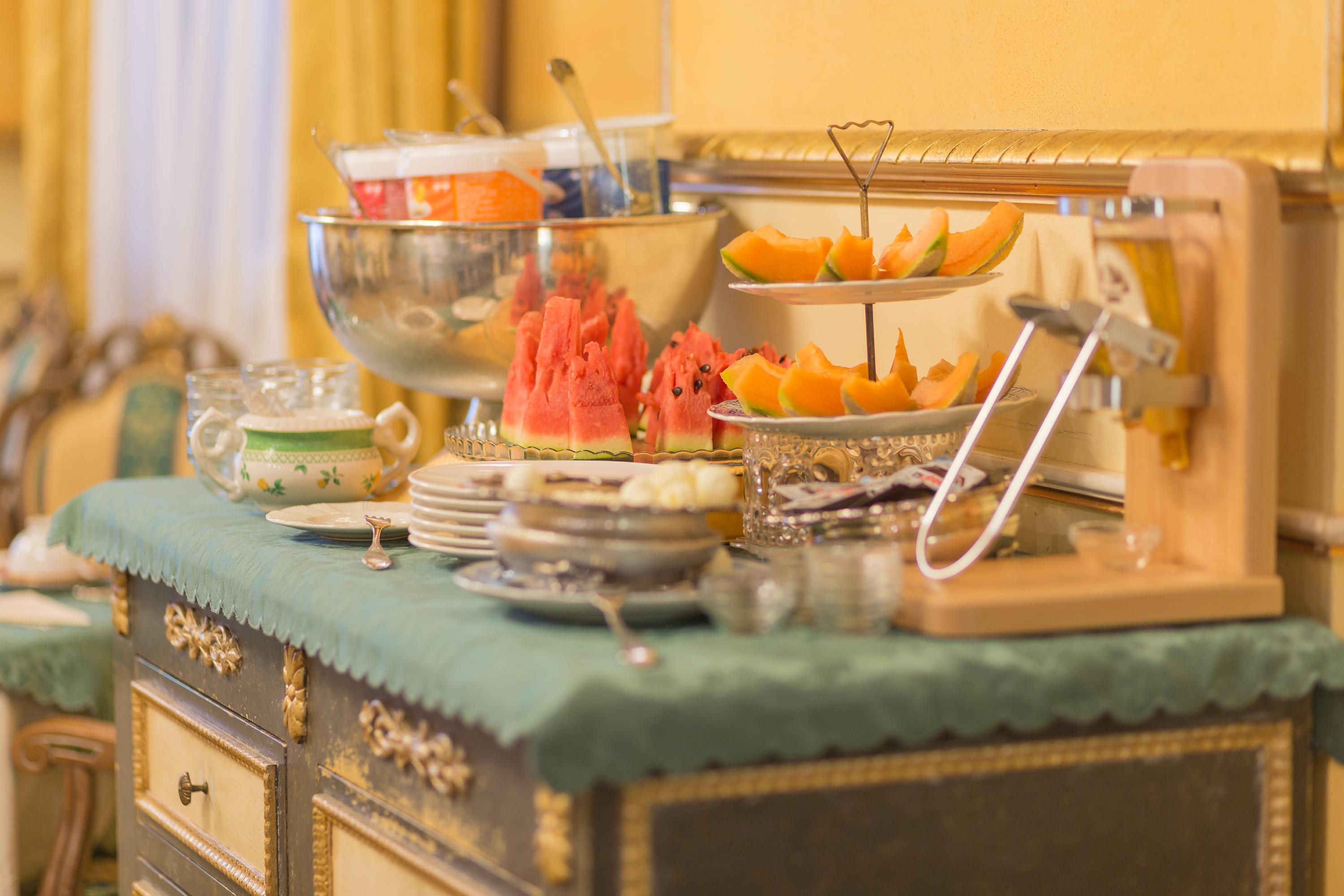 Hotel Palazzo Alexander Lucca Bagian luar foto
